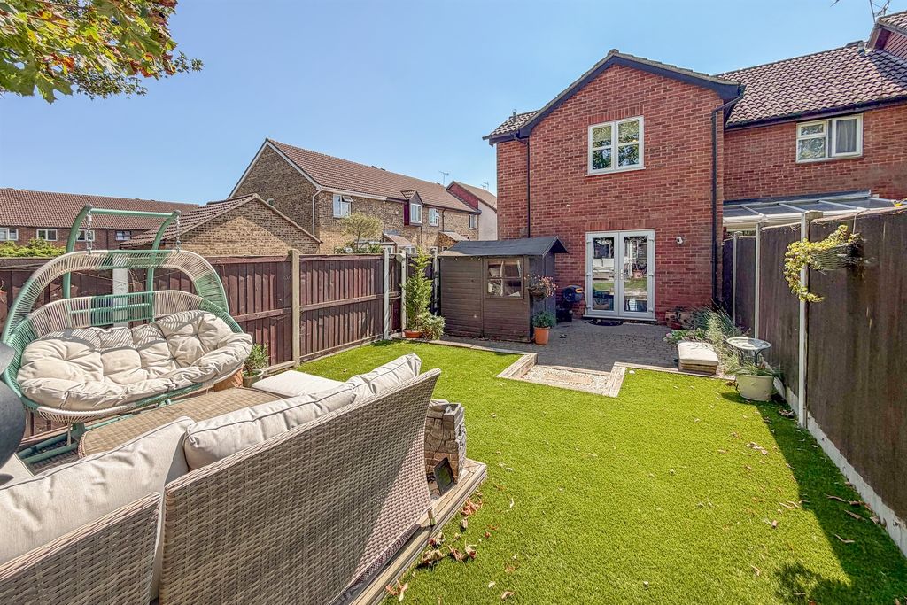 Property photo 2 of 19 Rear Garden
