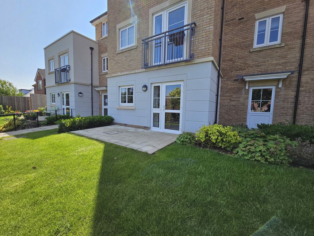 Property photo 1 of 7