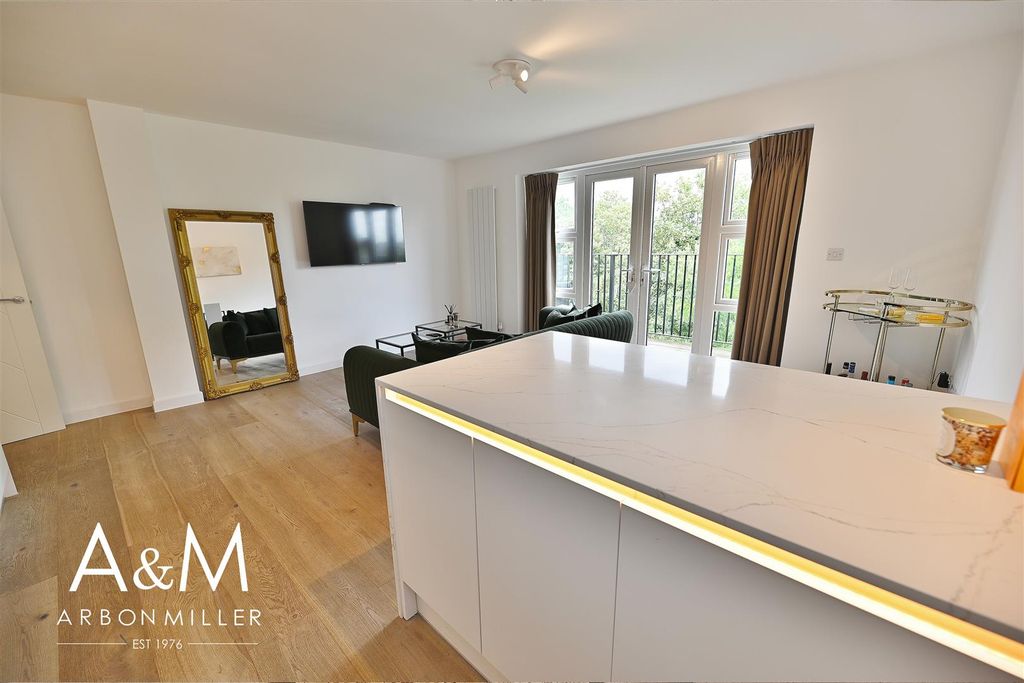 Property photo 3 of 18 Open Plan Lounge/Kitchen