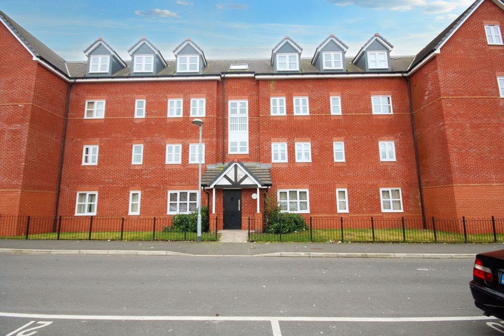 Property photo 1 of 8