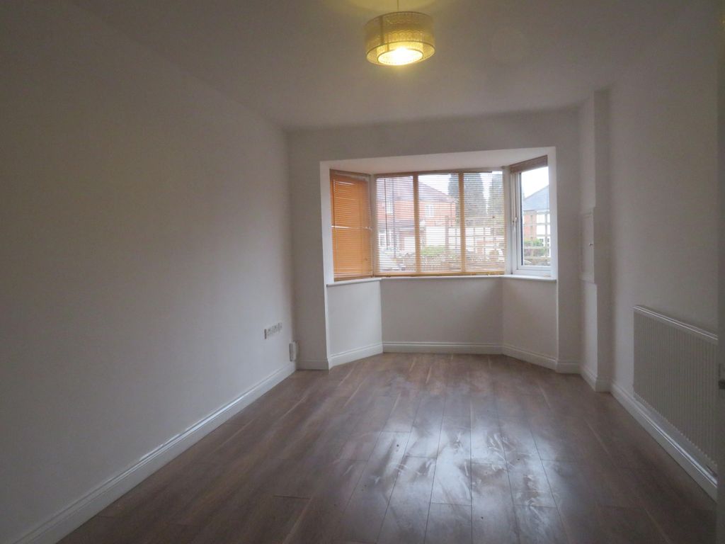 Property photo 3 of 12 Image