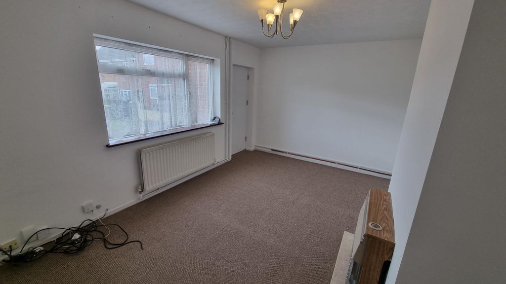 Property photo 3 of 13 Living Room