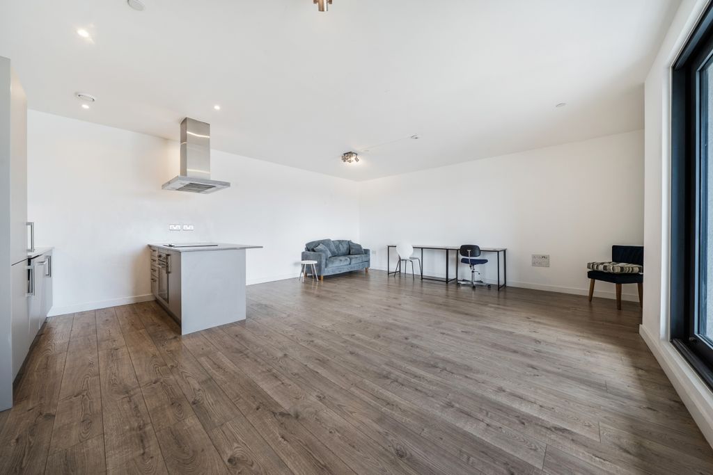 Property photo 3 of 15 1511298-7-6A96c3c...