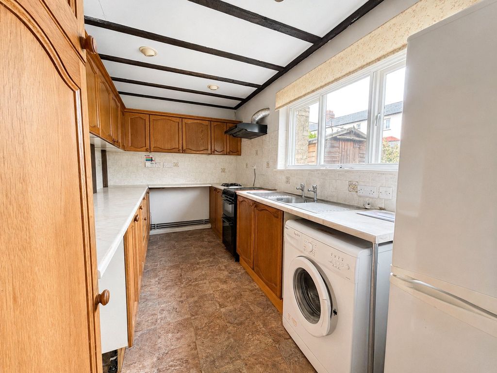 Property photo 3 of 16 3 - Picture No. 08