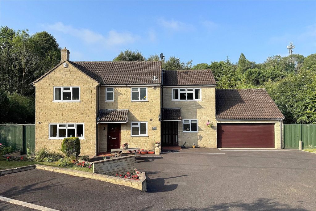 Property photo 2 of 18 Picture No. 11