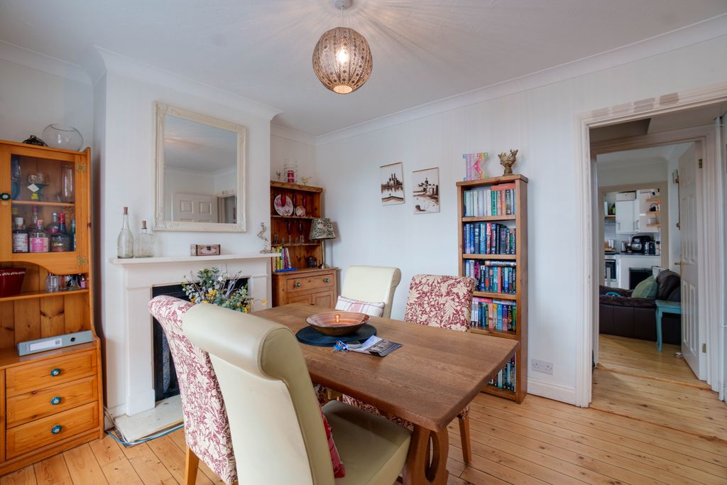 Property photo 2 of 17 A6703261