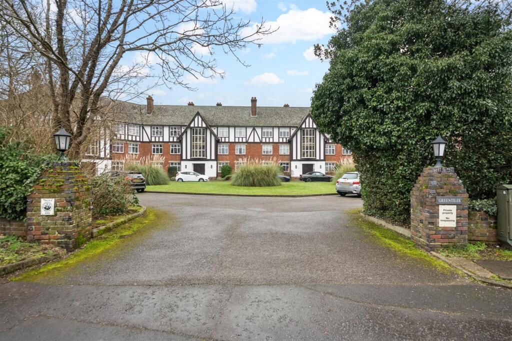 Property photo 1 of 21