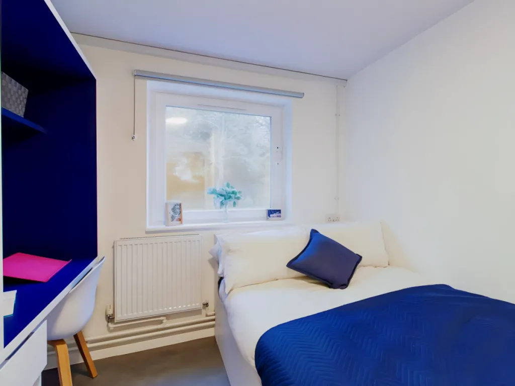 Property photo 2 of 30