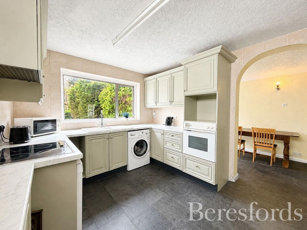 Property photo 3 of 27 Picture No. 09