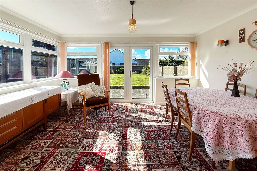 Property photo 3 of 21 Picture No. 12