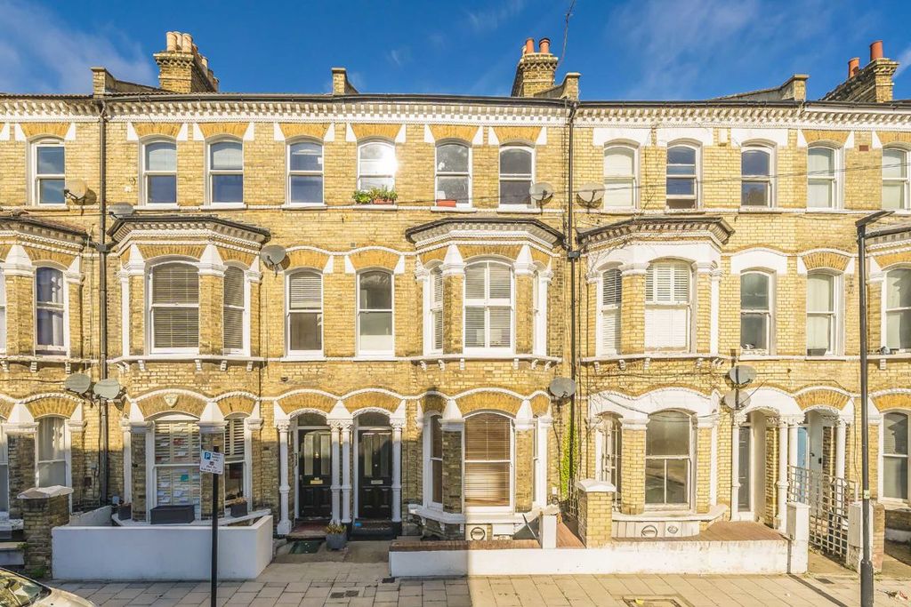 Property photo 1 of 7