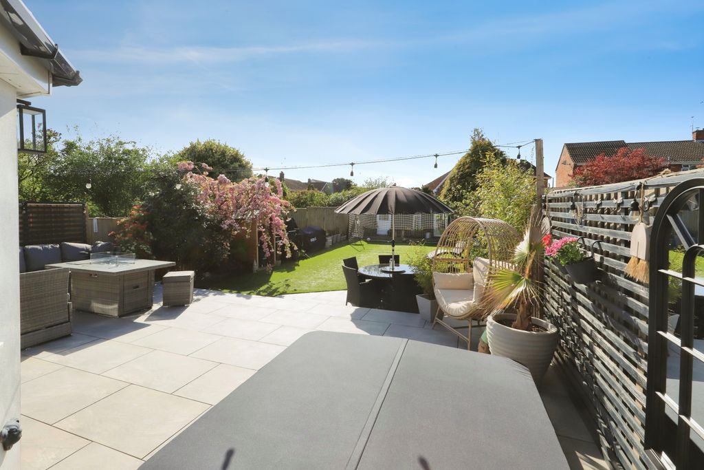 Additional image 22 of 4 bed semi-detached house for saleBruce Road, Kidderminster DY10