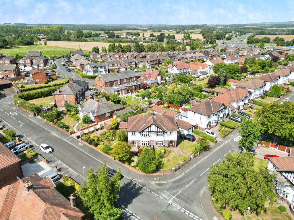 Property photo 3 of 38