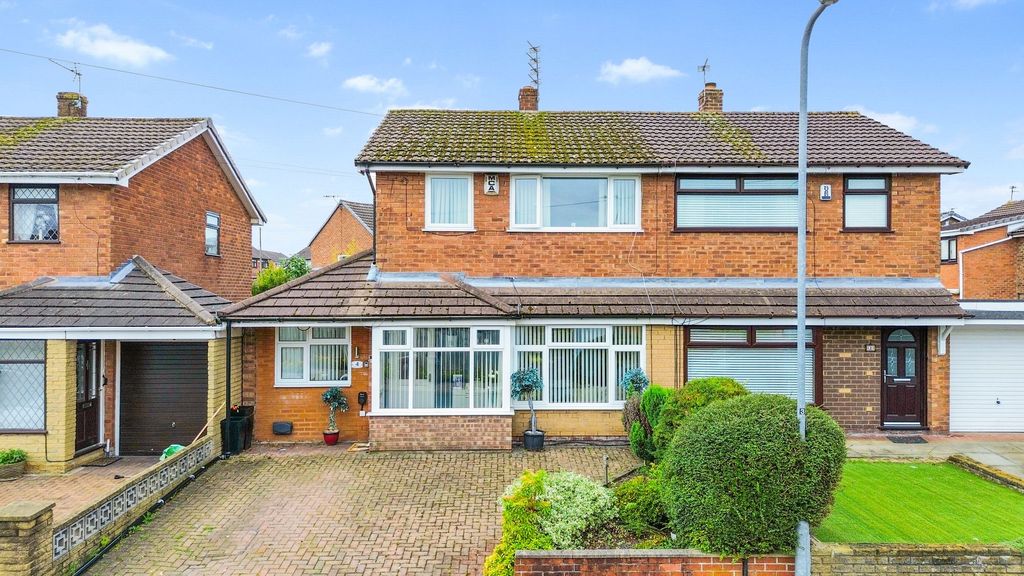 Property photo 1 of 30