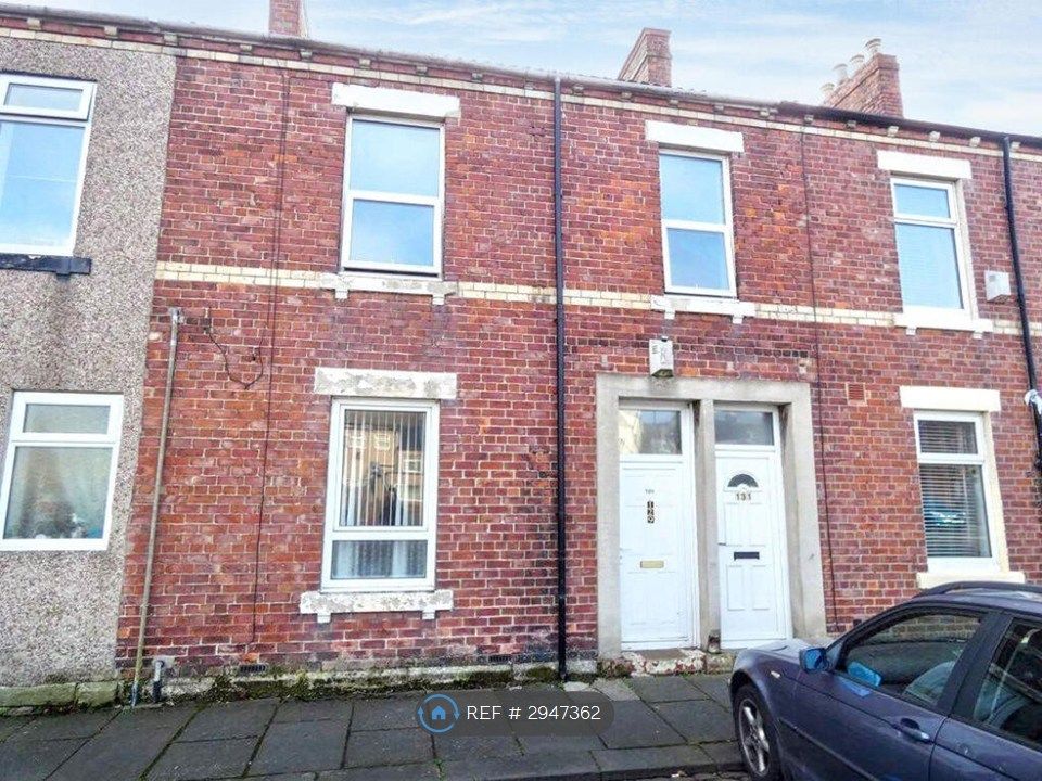 Property photo 1 of 21 Front