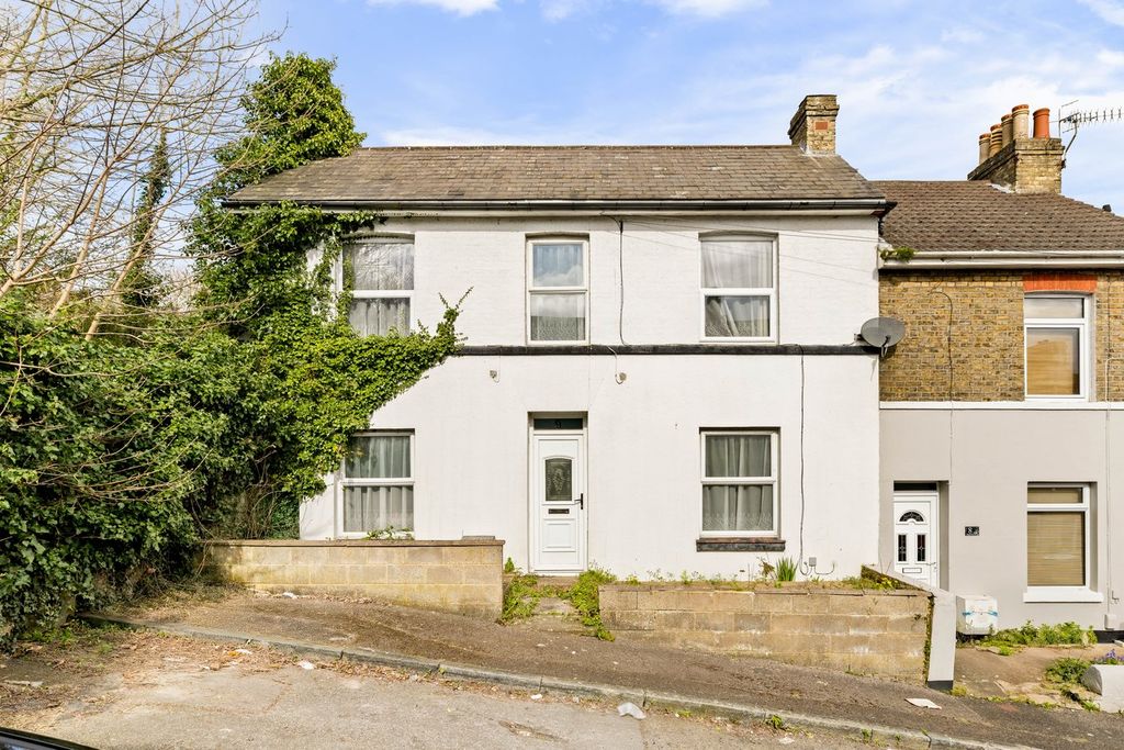 Property photo 1 of 10