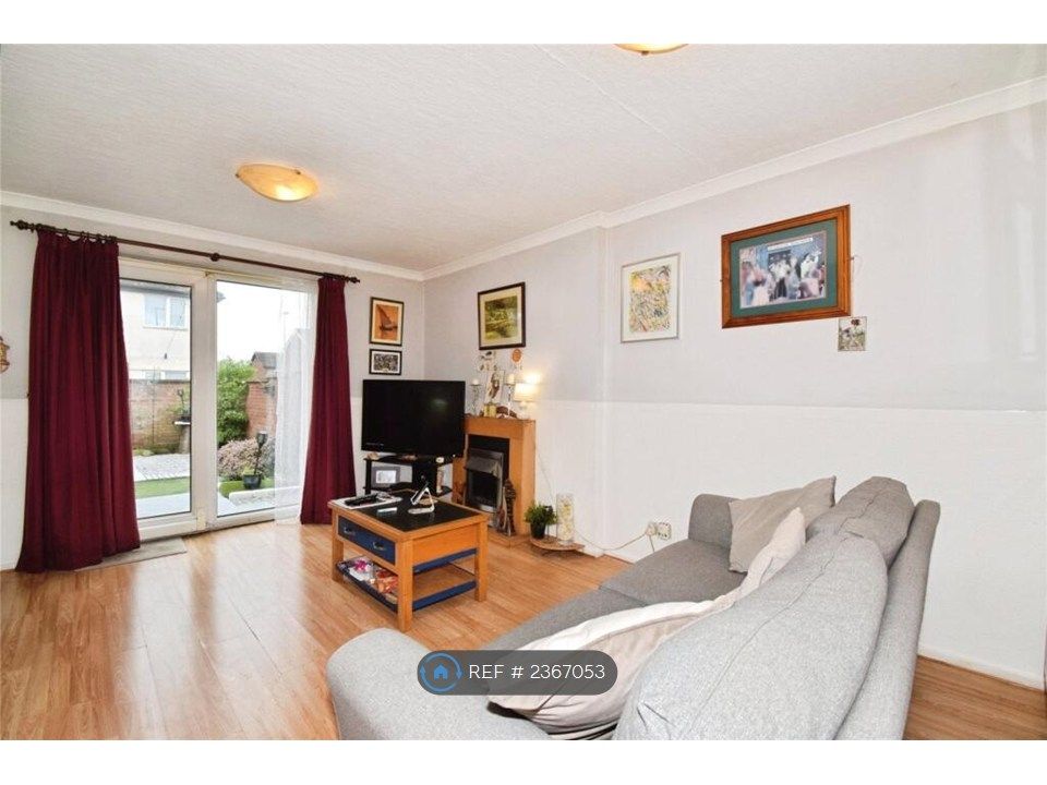 Property photo 3 of 18