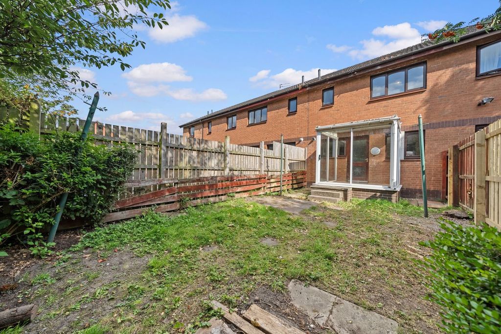 Property photo 3 of 21