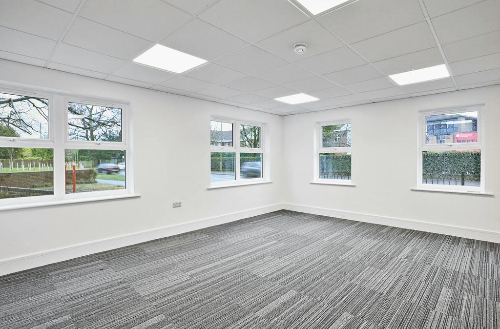 Property photo 2 of 7 Theplacep_410.Jpg
