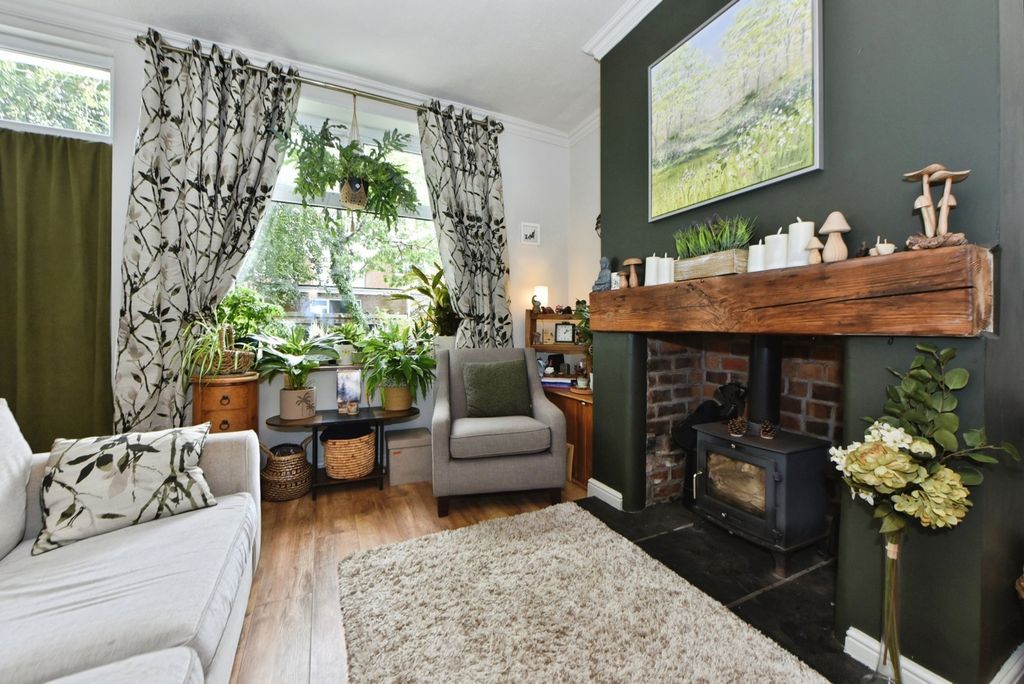 Property photo 2 of 22 Pbox-Img.Jpg
