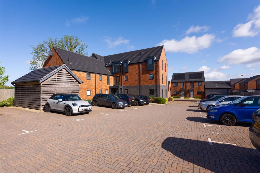 Property photo 3 of 23 7.Jpg