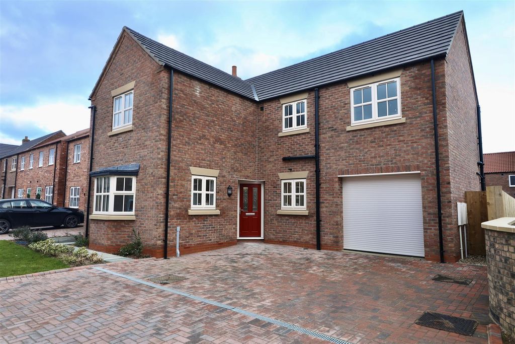 Property photo 1 of 27 0A4A8395.Jpg