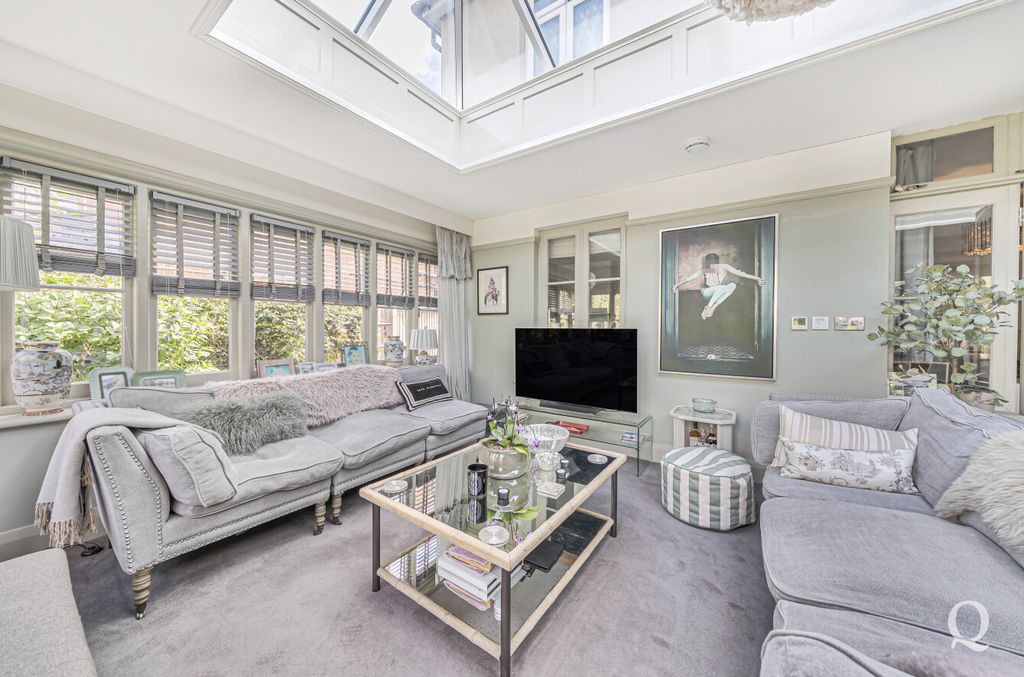 Property photo 1 of 22 097891ee-25A1-461...