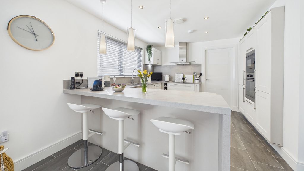 Additional image 5 of 5 bed detached house for saleGlenluce Drive, Bishopton PA7