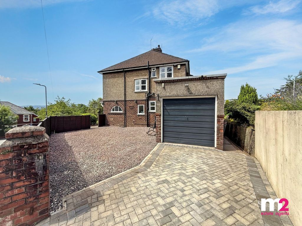Property photo 3 of 23