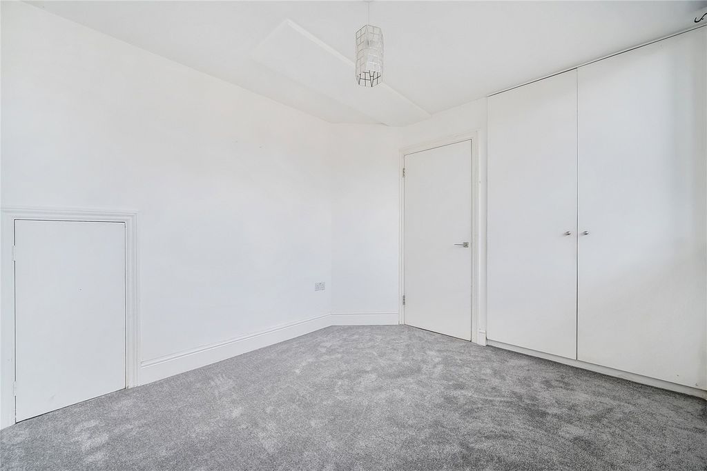 Property photo 2 of 6 Picture No. 08