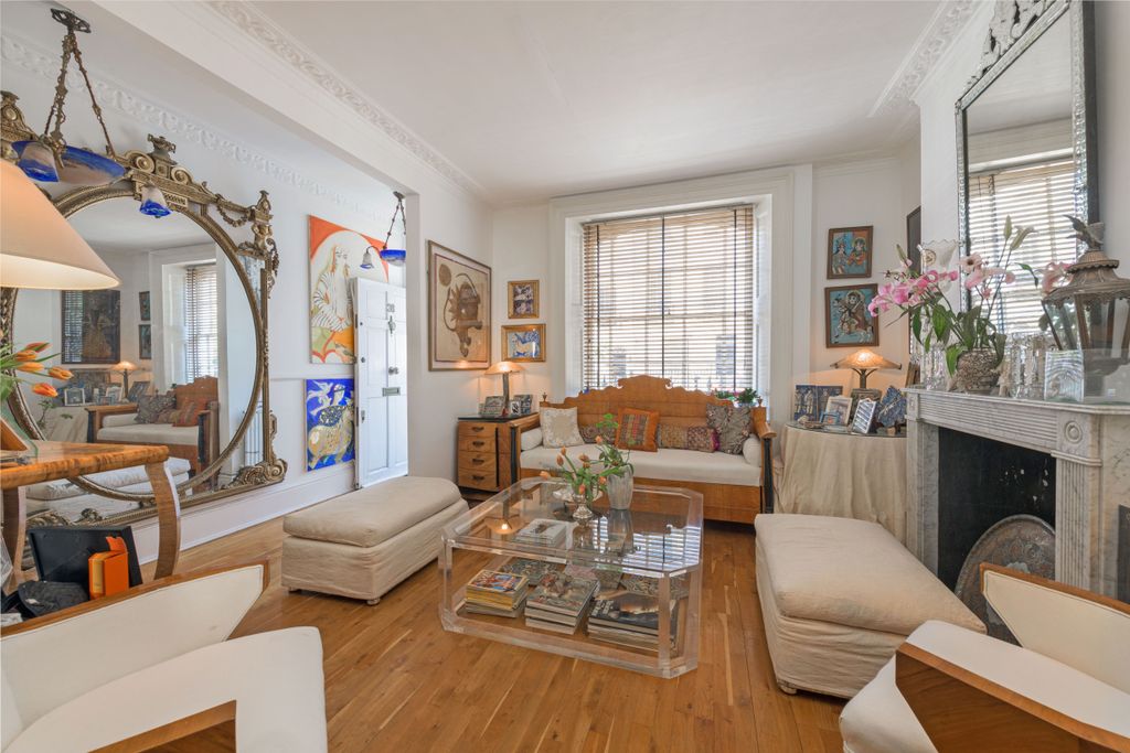 Property photo 2 of 9 38 Montpelier St Rec 2