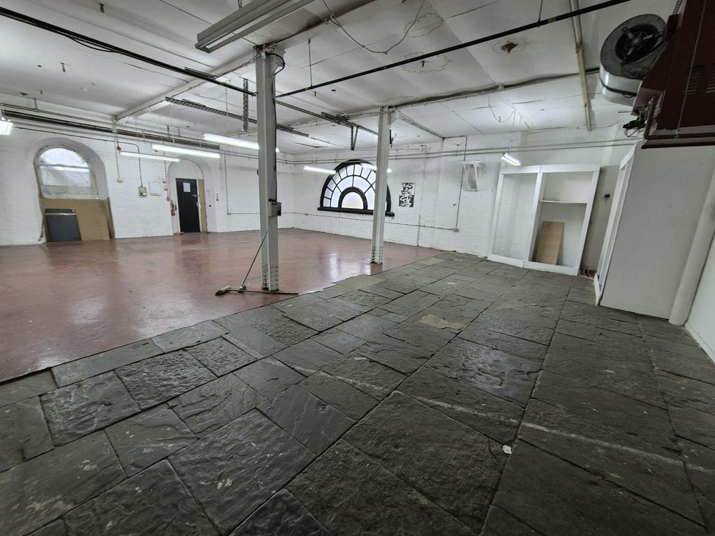 Property photo 3 of 6 Room One