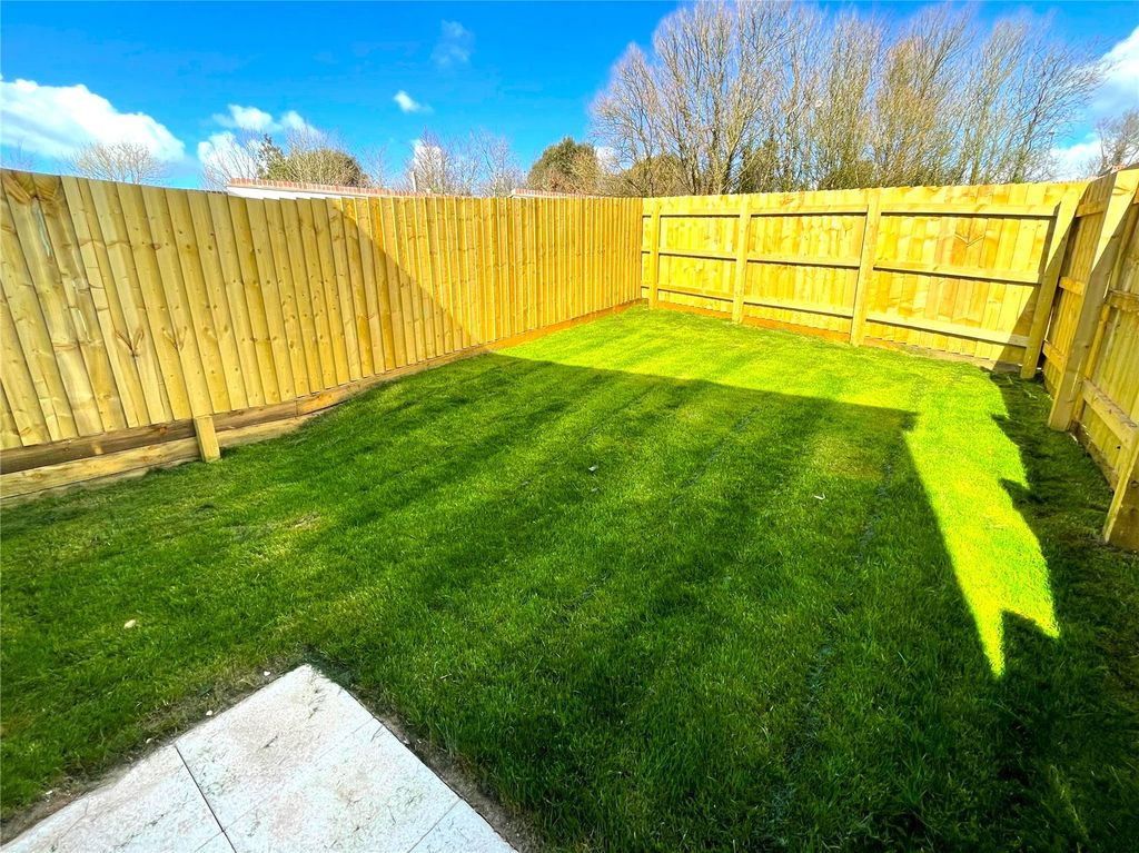 Property photo 2 of 12 Picture No. 02