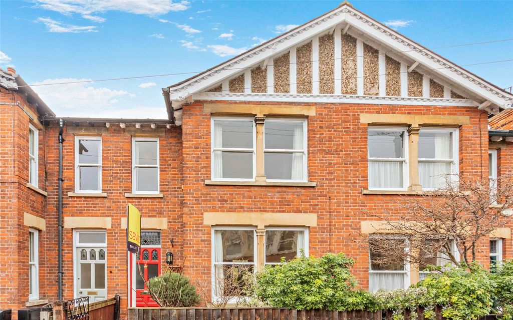 Property photo 1 of 20 Exterior