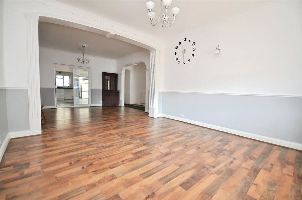 Property photo 3 of 17 Picture No. 14