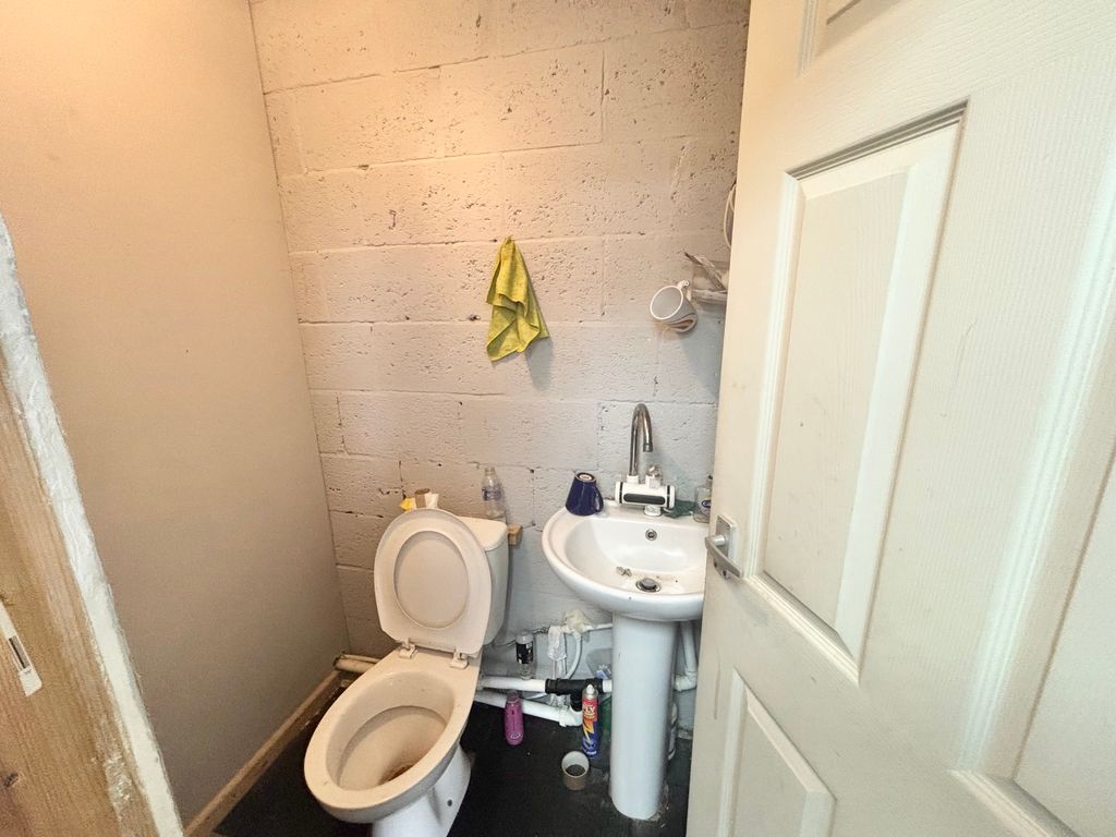 Property photo 3 of 3