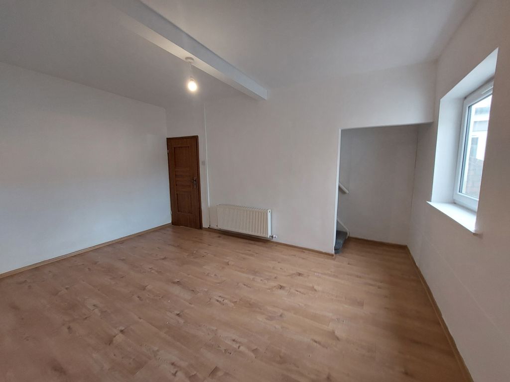 Property photo 3 of 8