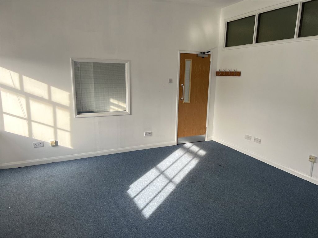 Property photo 3 of 7 Picture No. 03