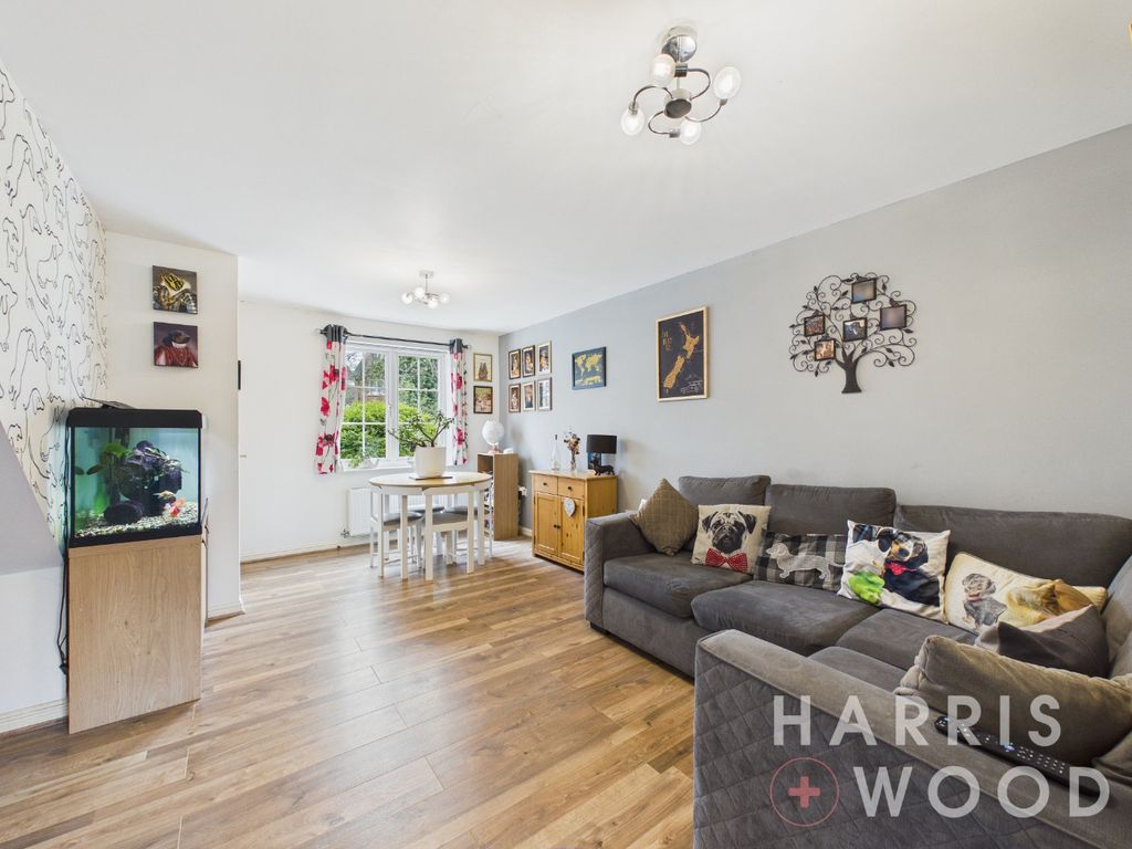 Property photo 2 of 19 5026462