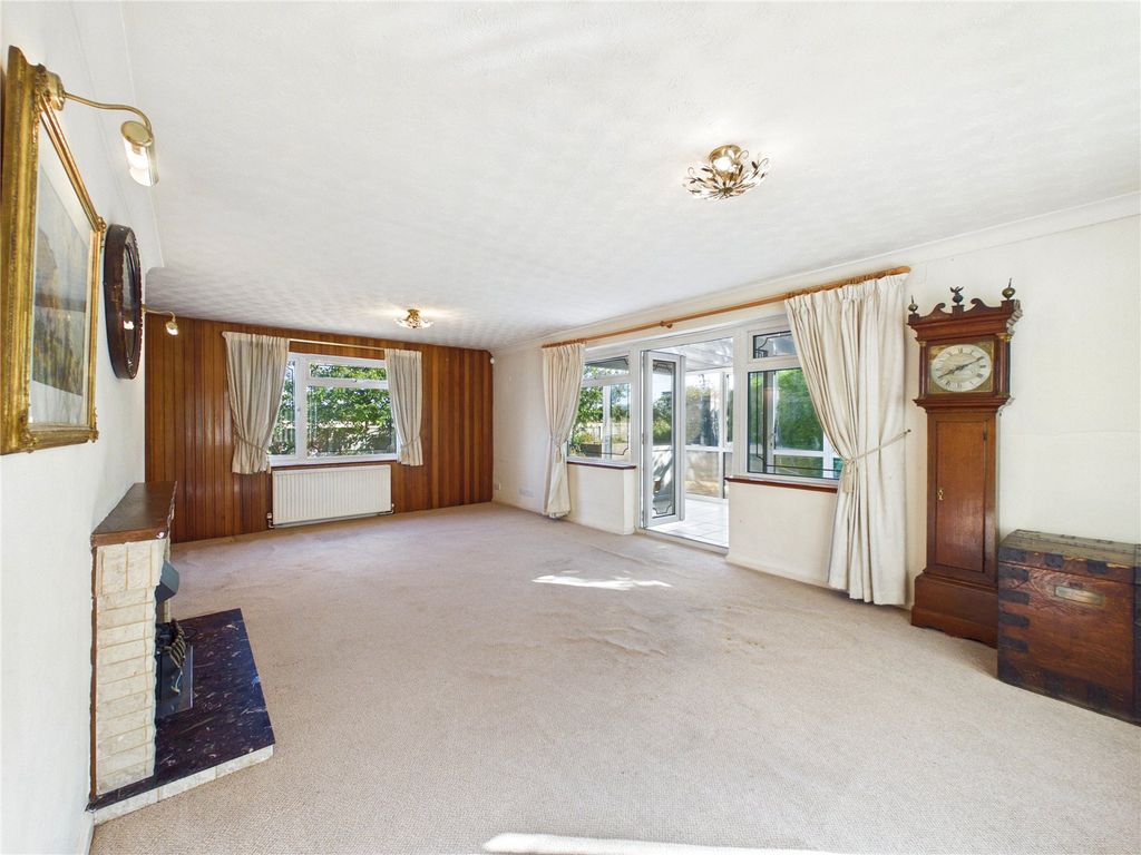 Property photo 2 of 16 Picture No. 09