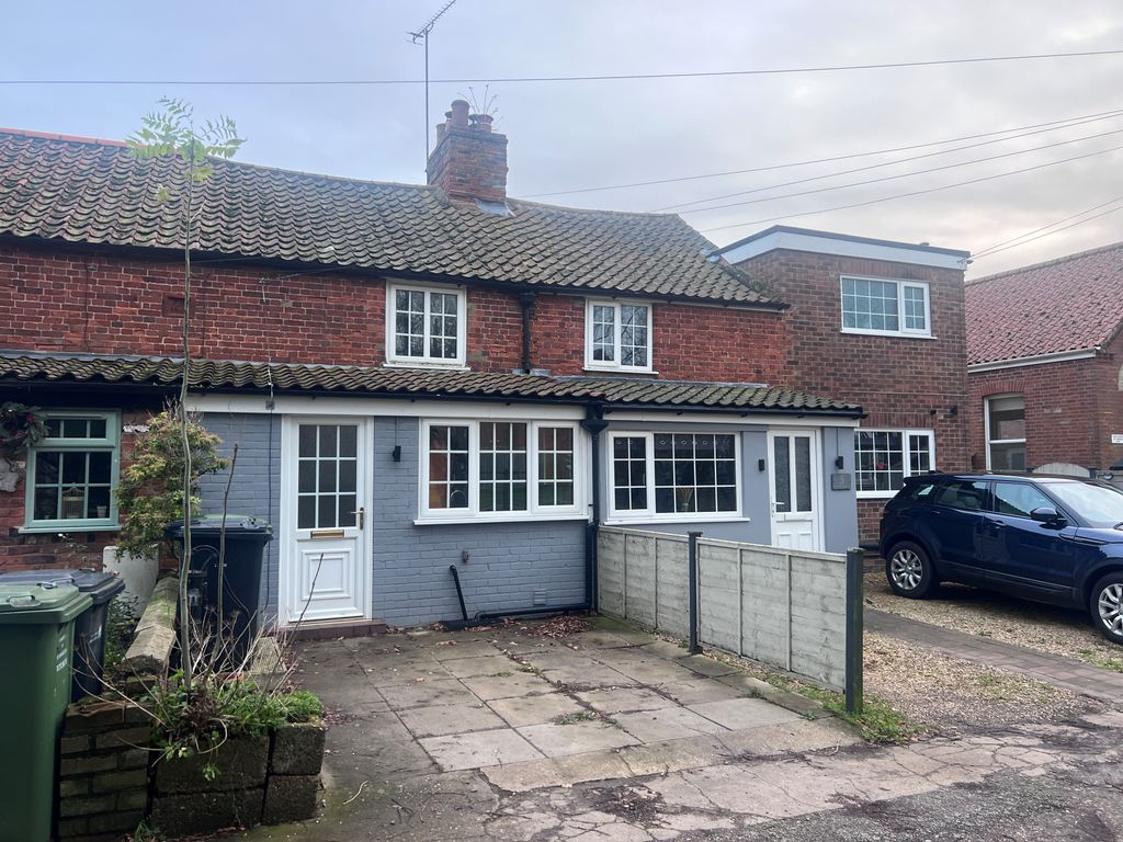 Property photo 1 of 11 Front