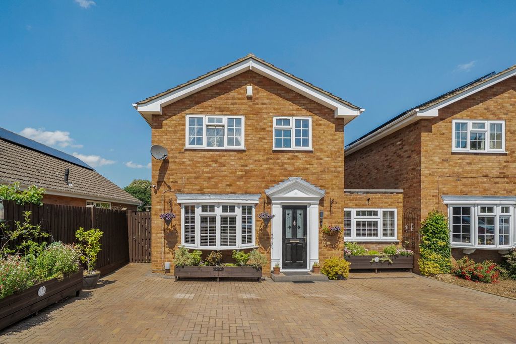 Property photo 1 of 16