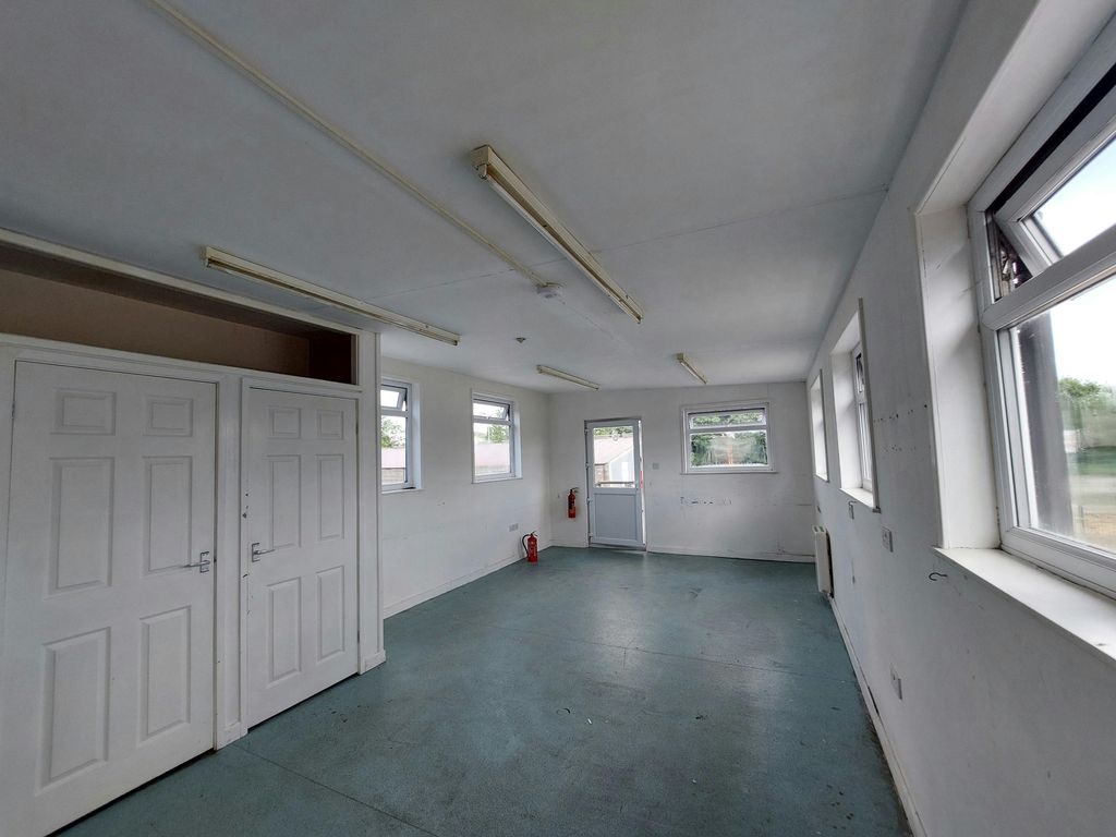Property photo 3 of 4 Image 3
