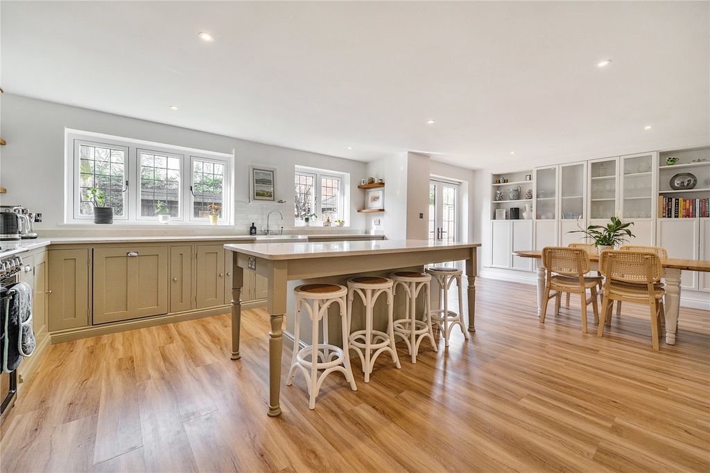 Property photo 2 of 26 Picture 2