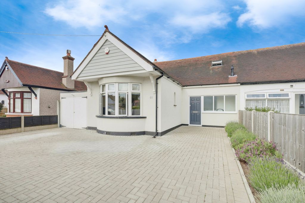 Property photo 3 of 24