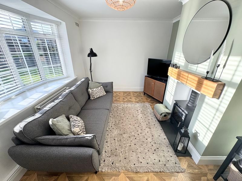 Property photo 3 of 10 Lounge Alt View