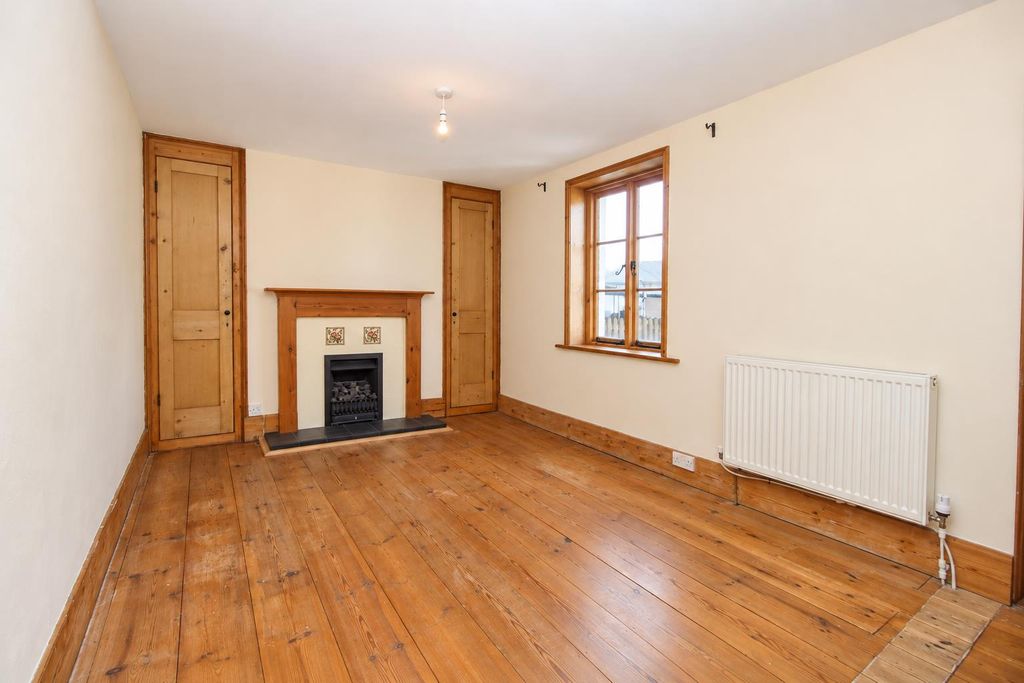 Property photo 3 of 16 1 (2).Png