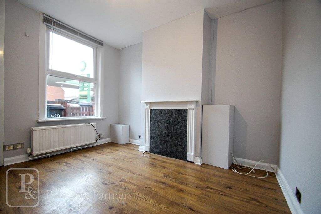 Property photo 2 of 13 Living Room