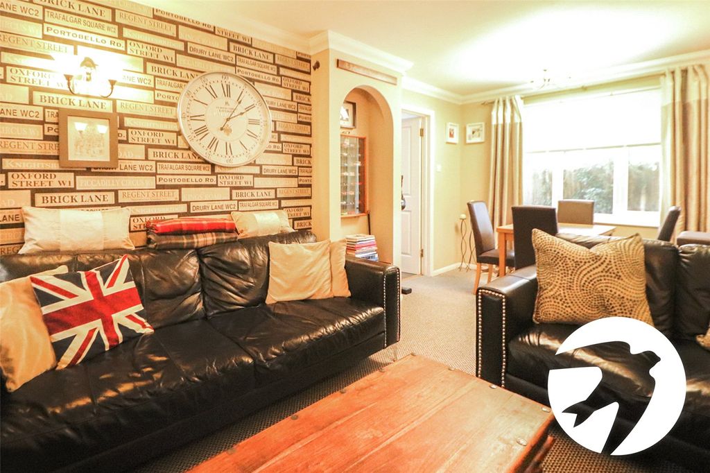 Property photo 2 of 14 Picture No. 10