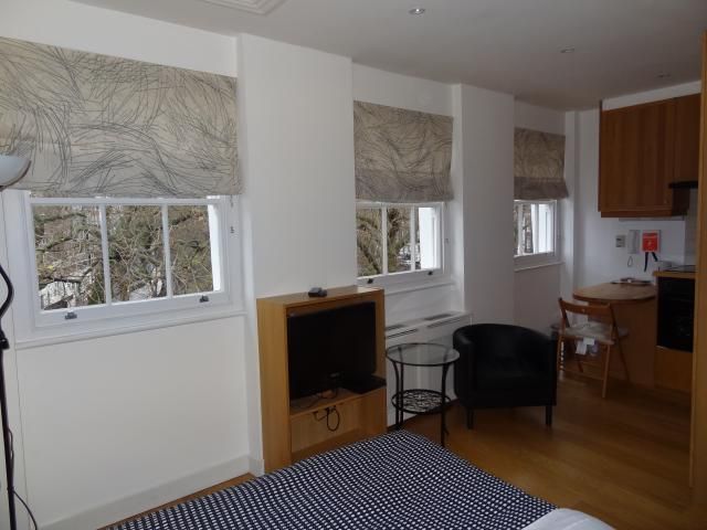 Property photo 2 of 5 Gallery